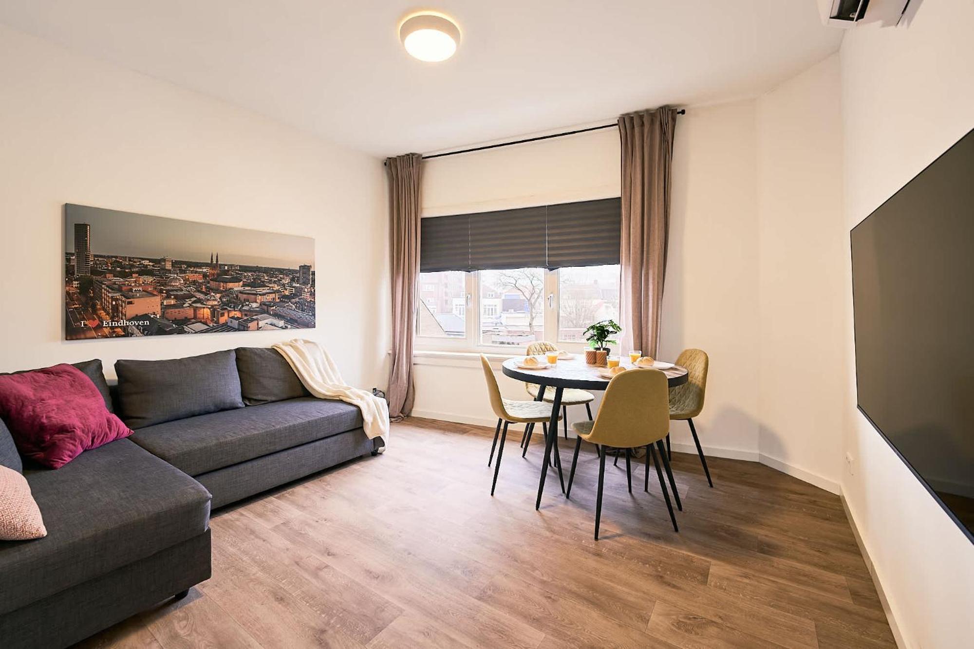 In The Heart Of Vibrant Appartement Eindhoven